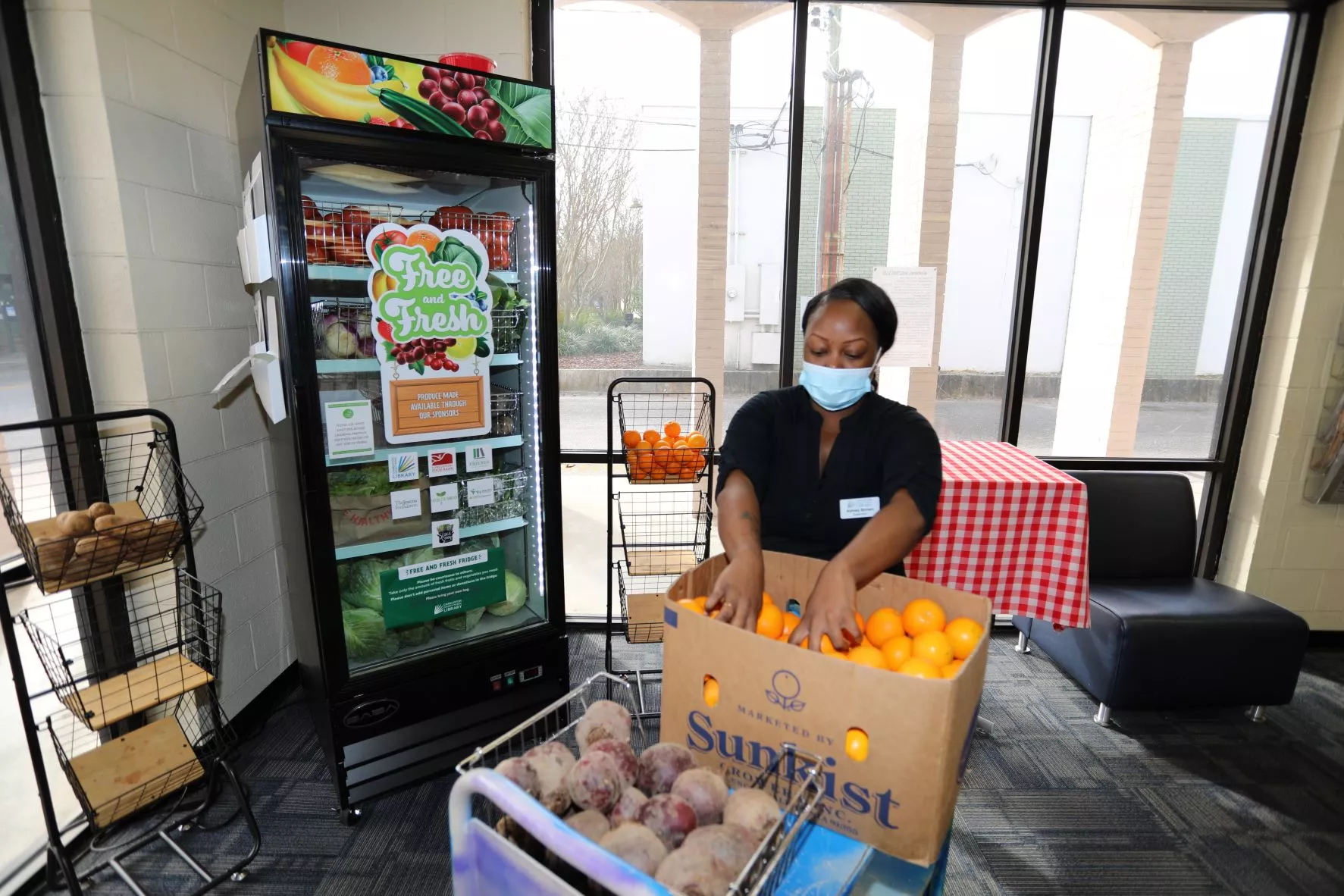 CCPL Receives $10,000 grant from Roper St. Francis to fight community hunger